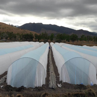 Многоразовая ткань завода сада земной крышки Pp Spunbond не сплетенная для предохранения от замораживания